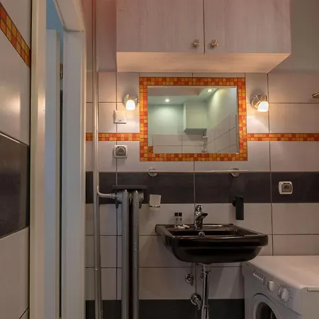Apartment Swidnicka Market Square View Ac & Balcony - Properunit Breslau