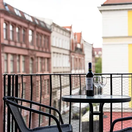 Swidnicka Market Square View Ac & Balcony - Properunit Apartment Breslau